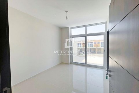 4 bedrooms Townhouse in DAMAC Hills (Akoya by DAMAC), UAE No. 128438 7