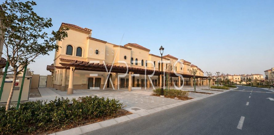 Townhouse de 2 dormitorios en Khalifa City, UAE No. 224234