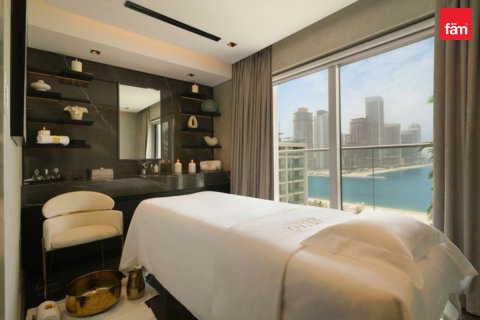 1 bedroom Apartment in Palm Jumeirah, UAE No. 213651 10