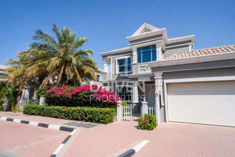 Villa de 5 dormitorios en Dubai, UAE No. 217754 18