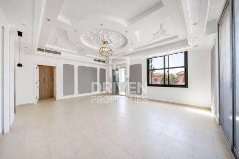 Villa de 5 dormitorios en Dubai, UAE No. 217754 10