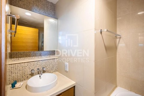 1 bedroom Apartment in Claren Towers, UAE No. 211487 14
