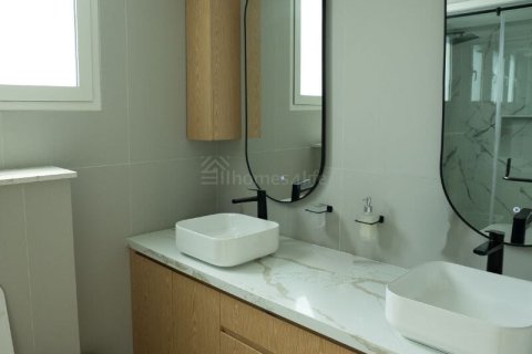 3 bedrooms Townhouse in Arabella Townhouses, UAE No. 163438 9