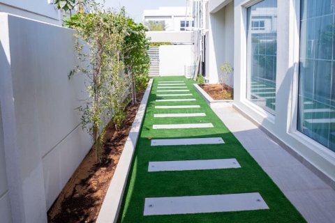 3 bedrooms Townhouse in Arabella Townhouses, UAE No. 163438 6