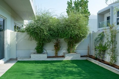 3 bedrooms Townhouse in Arabella Townhouses, UAE No. 163438 5