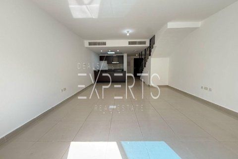 Villa de 3 dormitorios en Al Reef, UAE No. 224076
