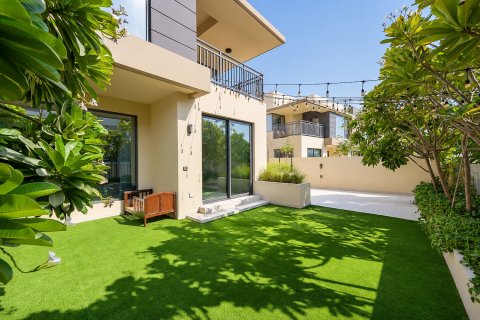 Townhouse de 5 dormitorios en Maple 2, UAE No. 221606