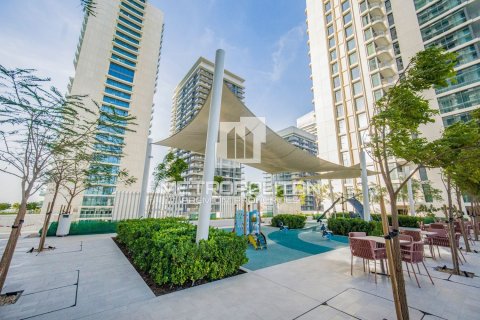 Apartment de 3 dormitorios en EMAAR Beachfront, UAE No. 13059 23