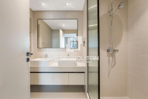Apartment de 3 dormitorios en EMAAR Beachfront, UAE No. 13059 20