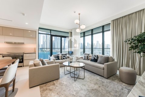 Apartment de 3 dormitorios en EMAAR Beachfront, UAE No. 13059 7