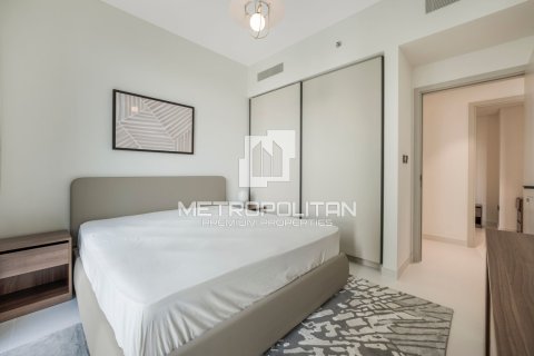 Apartment de 3 dormitorios en EMAAR Beachfront, UAE No. 13059 12
