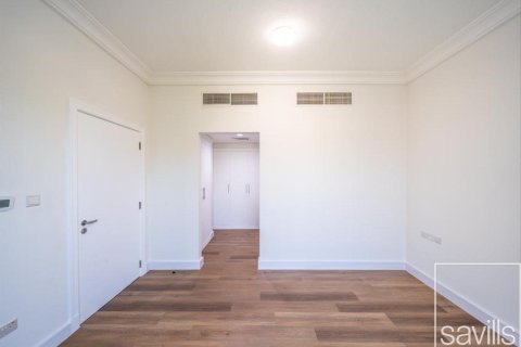 5 bedrooms Villa in Victory Heights, UAE No. 211064 15