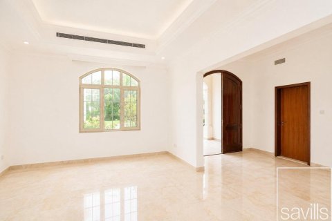 Вилла с 4 спальнями в Jumeirah Islands, ОАЭ №222591 9