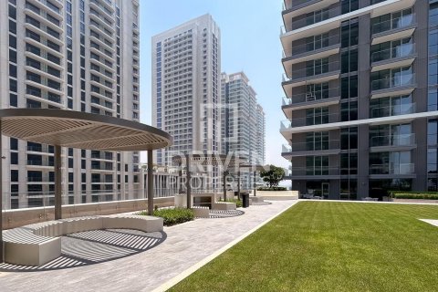 Apartment de 3 dormitorios en EMAAR Beachfront, UAE No. 223176 28