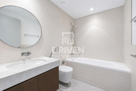 Apartment de 3 dormitorios en EMAAR Beachfront, UAE No. 223176 15