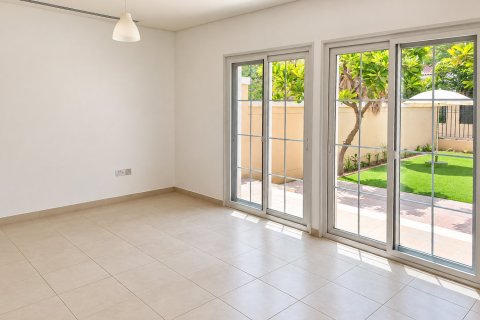 Townhouse de 2 dormitorios en Jumeirah Village Circle, UAE No. 223442 11