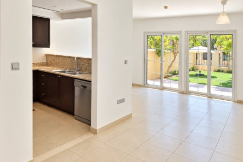 Townhouse de 2 dormitorios en Jumeirah Village Circle, UAE No. 223442 6