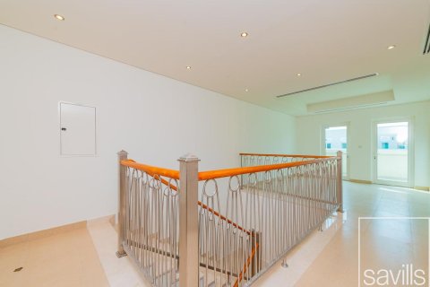 Townhouse de 3 dormitorios en North Village, UAE No. 200976 15