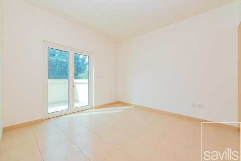 Townhouse de 3 dormitorios en North Village, UAE No. 200976 6