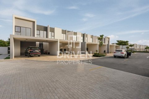 3 bedrooms Townhouse in Villanova, UAE No. 221271 21