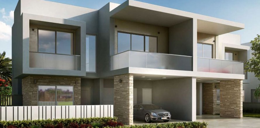 3 bedrooms Townhouse in Abu Dhabi, UAE No. 110236