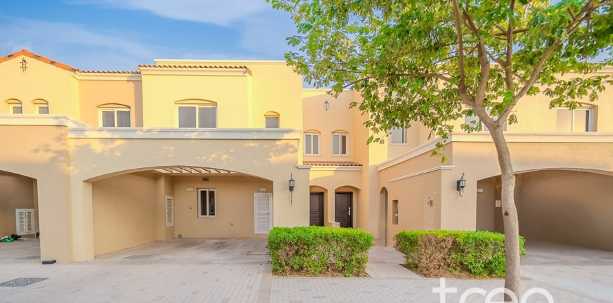 Townhouse de 3 chambres à Bella Casa, UAE No. 222786