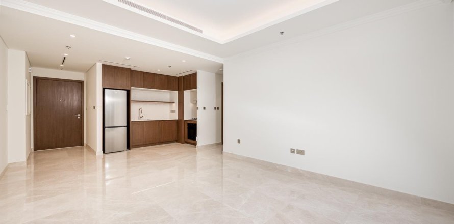 Квартира с 1 спальней в EMAAR Beachfront, ОАЭ №218848