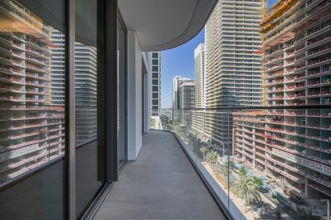 Квартира с 1 спальней в EMAAR Beachfront, ОАЭ №218848 9