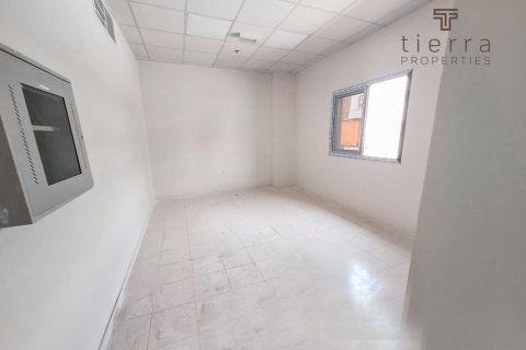 Warehouse de 3065.8m² en Phase 2, UAE No. 47662 8