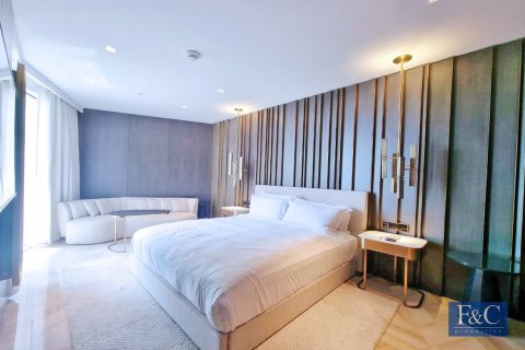 Квартира с 3 спальнями в FIVE Palm Jumeirah, ОАЭ №153818 22
