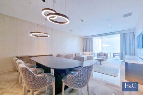 Квартира с 3 спальнями в FIVE Palm Jumeirah, ОАЭ №153818 11