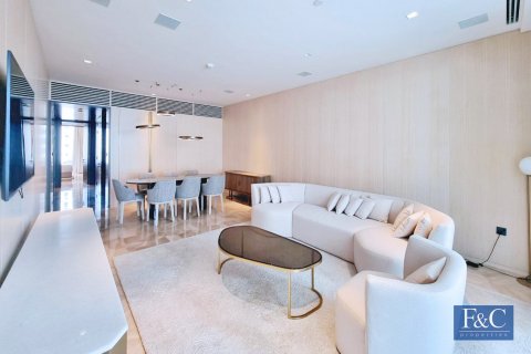 Квартира с 3 спальнями в FIVE Palm Jumeirah, ОАЭ №153818 4