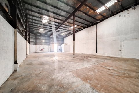 478.4مربع، مستودع في Ras Al Khor Industrial, الإمارات العربية المتحدة رقم 38896 2