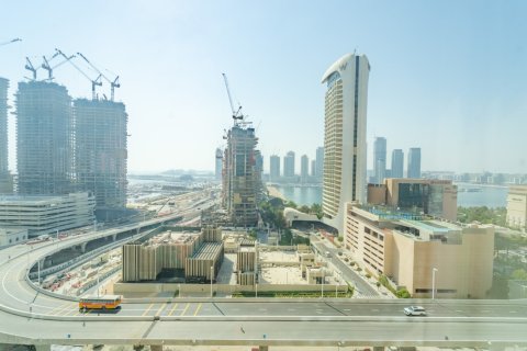 Квартира с 2 спальнями в Дубай, ОАЭ №205776 16