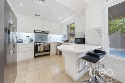 Villa de 3 dormitorios en Arabian Ranches, UAE No. 222698 8
