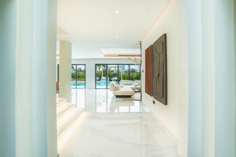 Villa de 5 dormitorios en Jumeirah Islands, UAE No. 223406 12