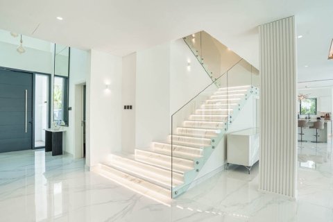 Villa de 5 dormitorios en Jumeirah Islands, UAE No. 223406 8