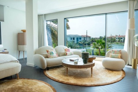 Villa de 5 dormitorios en Jumeirah Islands, UAE No. 223406 19