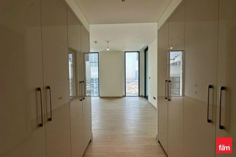 4 bedrooms Apartment in Dubai, UAE No. 161349 11
