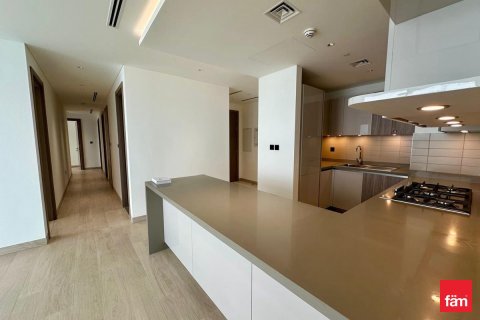 4 bedrooms Apartment in Dubai, UAE No. 161349 8