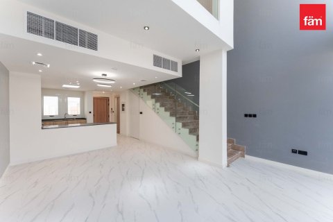 2 bedrooms Townhouse in Dubai, UAE No. 219751