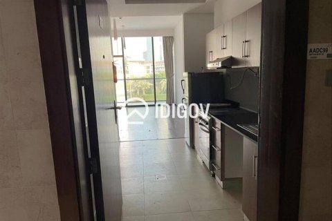 Studio Apartment in District 15, UAE No. 210953 6
