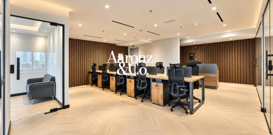 Office de 151m² en Jumeirah Lake Towers, UAE No. 222046
