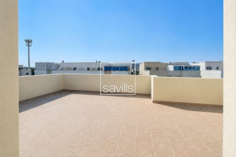 5 bedrooms Villa in Al Reef, UAE No. 211131 8
