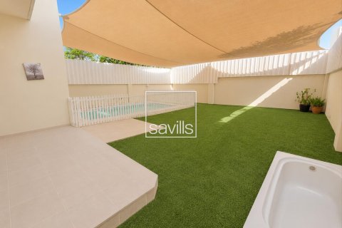 5 bedrooms Villa in Al Reef, UAE No. 211131