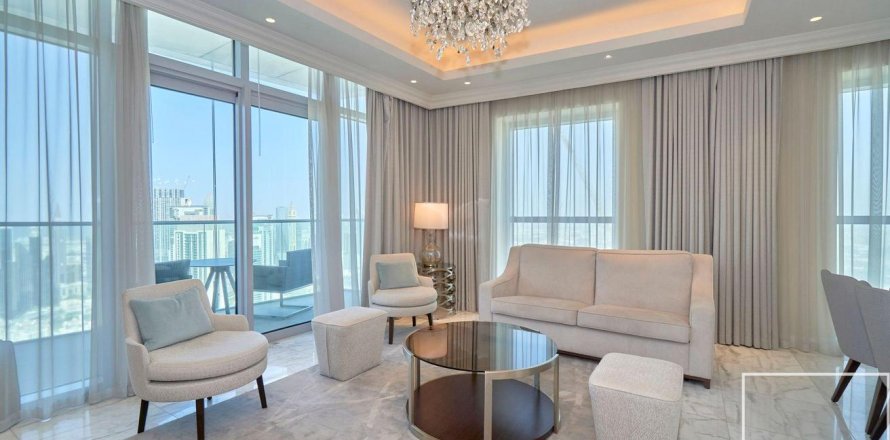 Квартира с 3 спальнями в The Address Residence Fountain Views, ОАЭ №201074