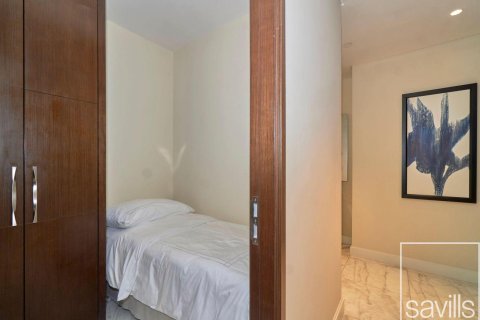 Квартира с 3 спальнями в The Address Residence Fountain Views, ОАЭ №201074 19