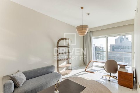 Apartment de 3 dormitorios en EMAAR Beachfront, UAE No. 223186 17