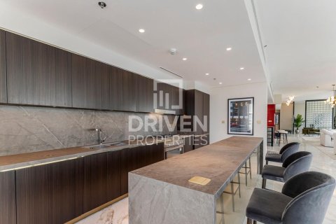 Apartment de 3 dormitorios en EMAAR Beachfront, UAE No. 223186 23