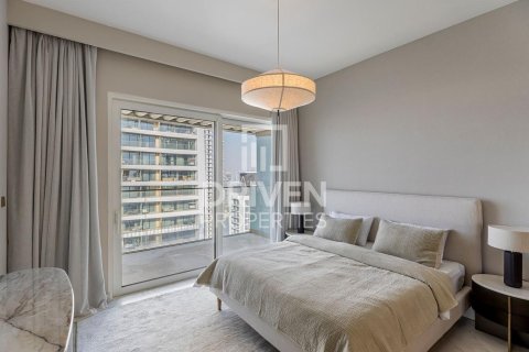 Apartment de 3 dormitorios en EMAAR Beachfront, UAE No. 223186 10
